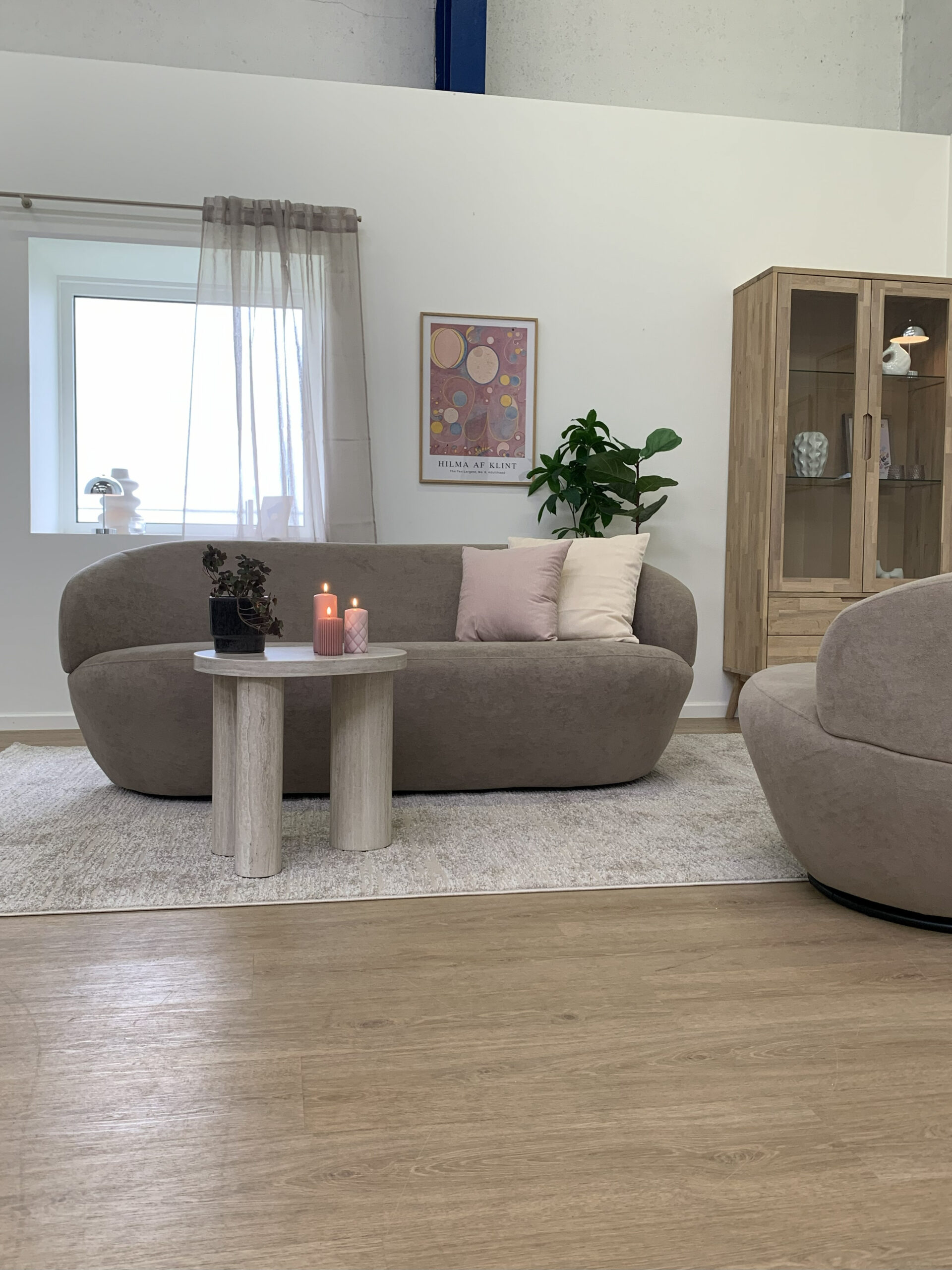 Como Personers Sofa Black November Edition